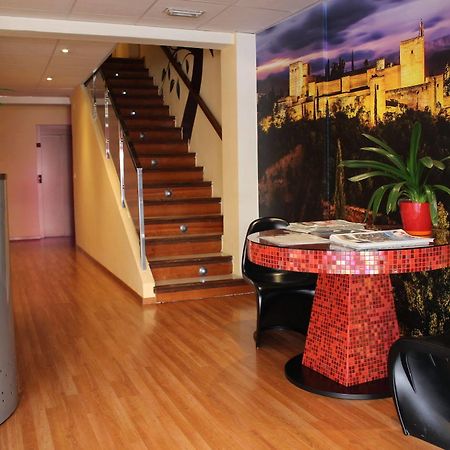 Hotel La Curva Альболоте Экстерьер фото