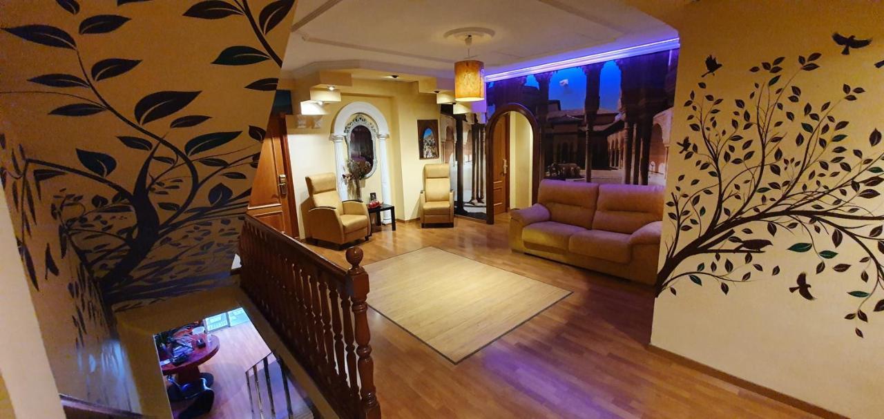 Hotel La Curva Альболоте Экстерьер фото
