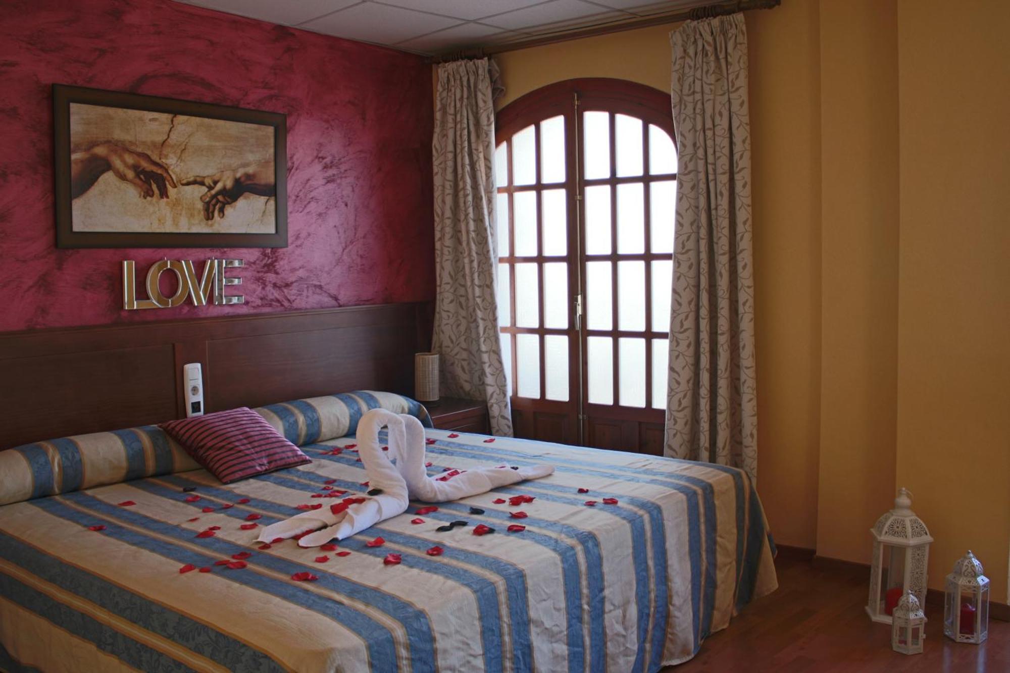 Hotel La Curva Альболоте Номер фото