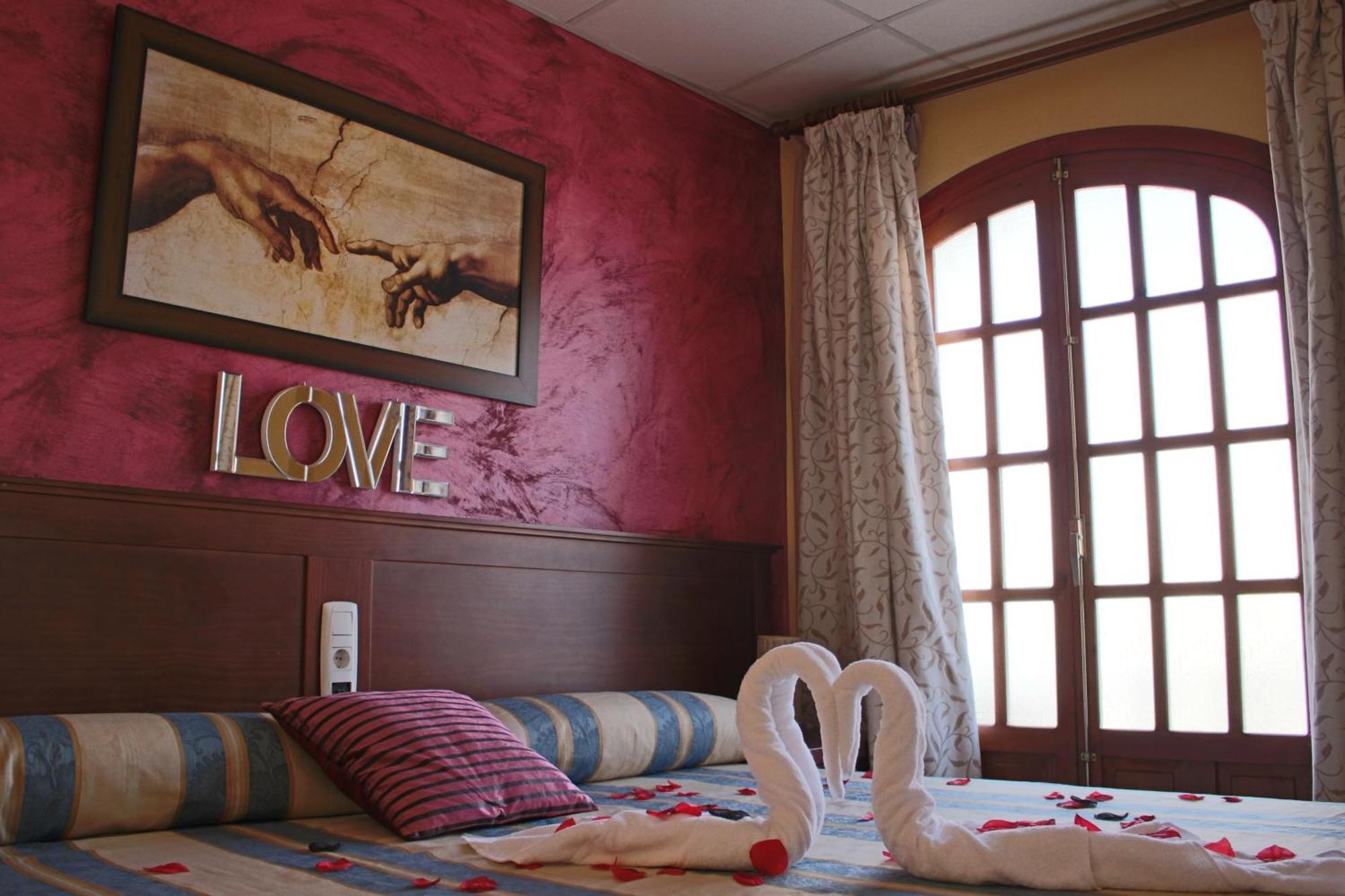 Hotel La Curva Альболоте Номер фото